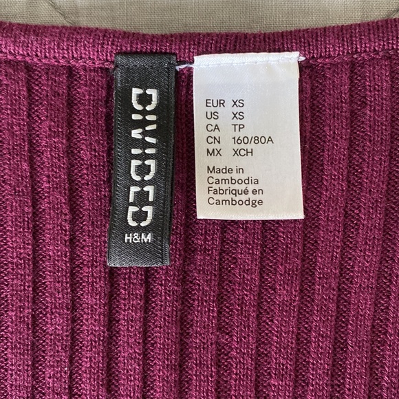 •H&M• Ribbed V-Neck Criss-Cross Wrap Long-Sleeve Shirt - Picture 4 of 5